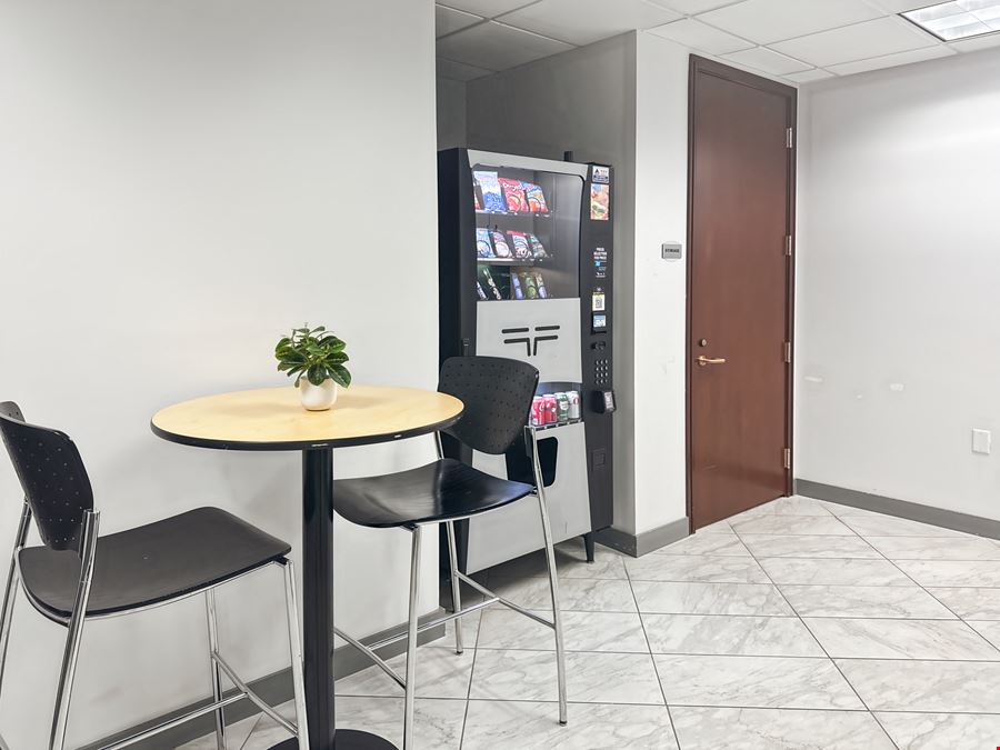 Regus - Miami - 1221 Brickell Center