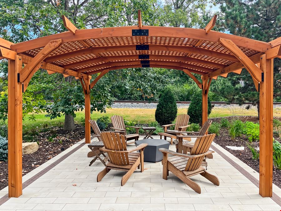 MN, Edina - Grandview Square