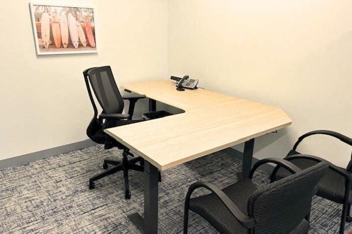 Day Office 741 ($30/hr or 1cr/hr)