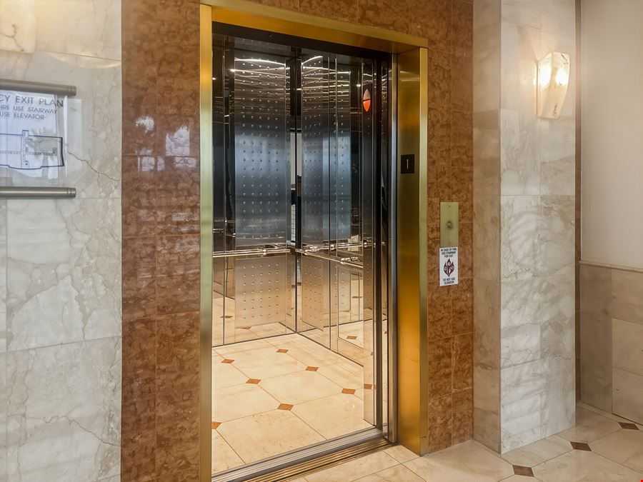 La Terraza Corporate Plaza