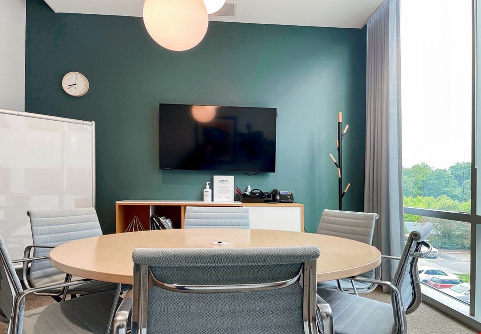 NC, Raleigh - Spaces Crabtree Terrace