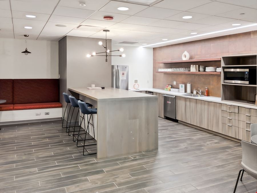 Regus - Chicago - 150 N Michigan