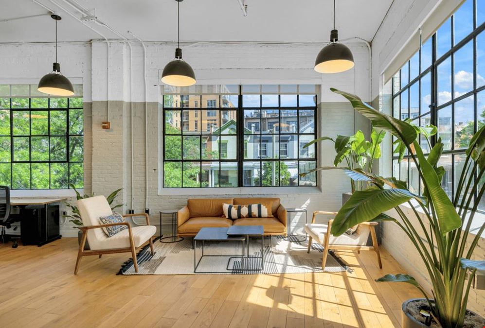 Studio 220 Large Meeting Room
