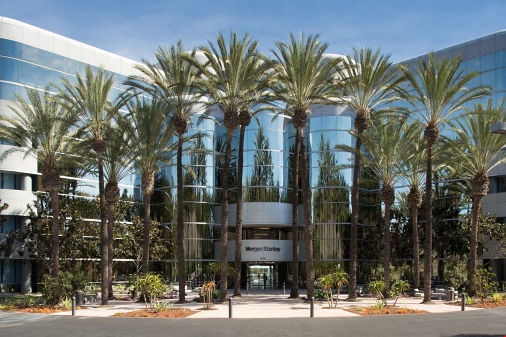 Carr Workplaces - Laguna Niguel