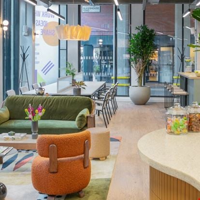 Preview of Spacemade - Beton - meeting room in London