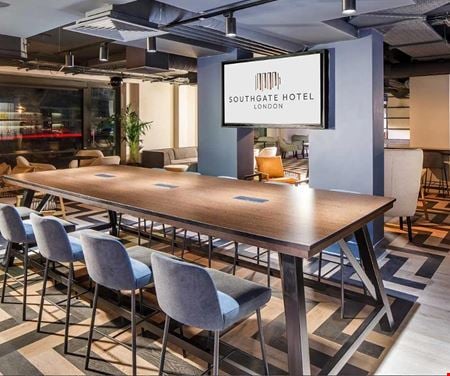 Preview of Southgate Hotel Coworking space for Rent in London