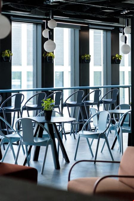 City Space - Face2Face