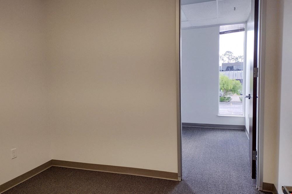 1300 Bay Area Boulevard