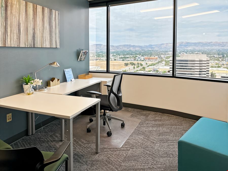 CA, Woodland Hills - Trillium Towers Center