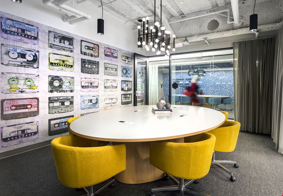 CA, San Francisco -  Levi's Plaza