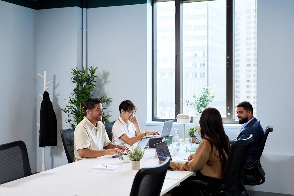 iQ Offices – 1155 Rue Metcalfe