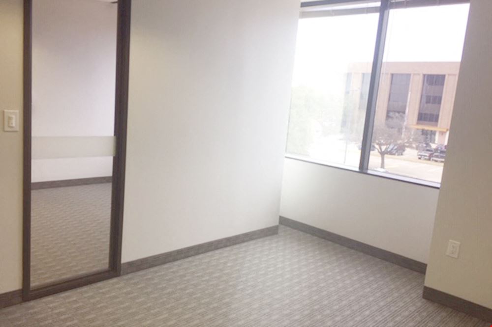 Workstyle Flexible Spaces - 4101 McEwen
