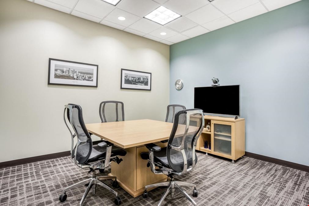 Regus - Naperville - Main Street Promenade