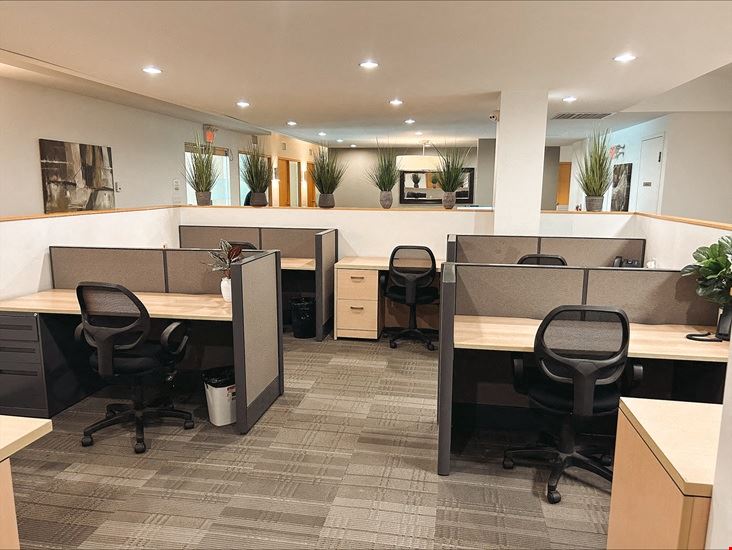 1 Hunter Street East