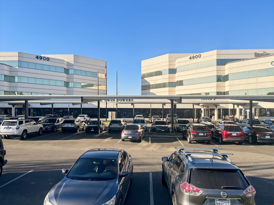 CA, Bakersfield - 4900 California Avenue