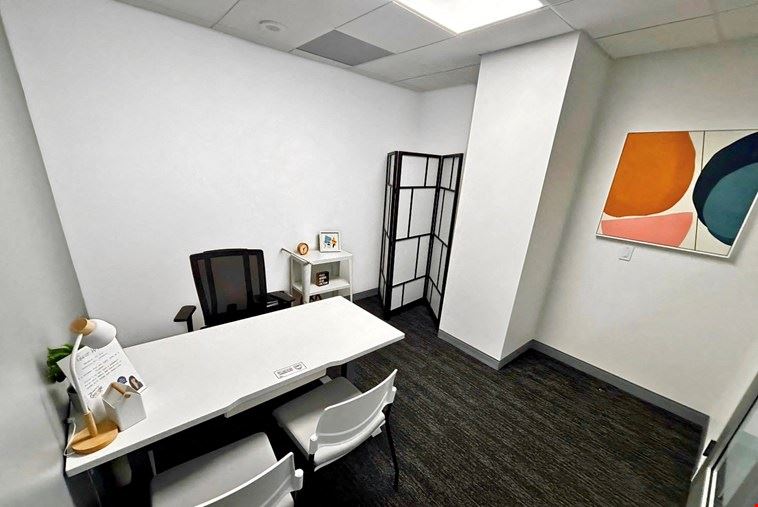 Day Office 629 ($25/hr or 1cr/hr)