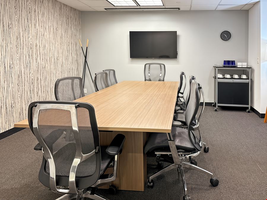 Regus - Aventura - Turnberry Plaza