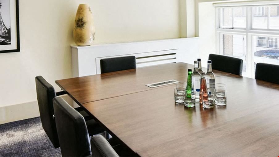 Argyll - Farm Street