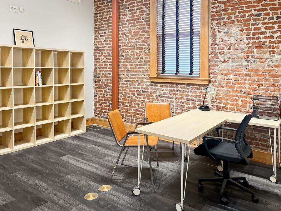 CA, Bakersfield - Eye St.