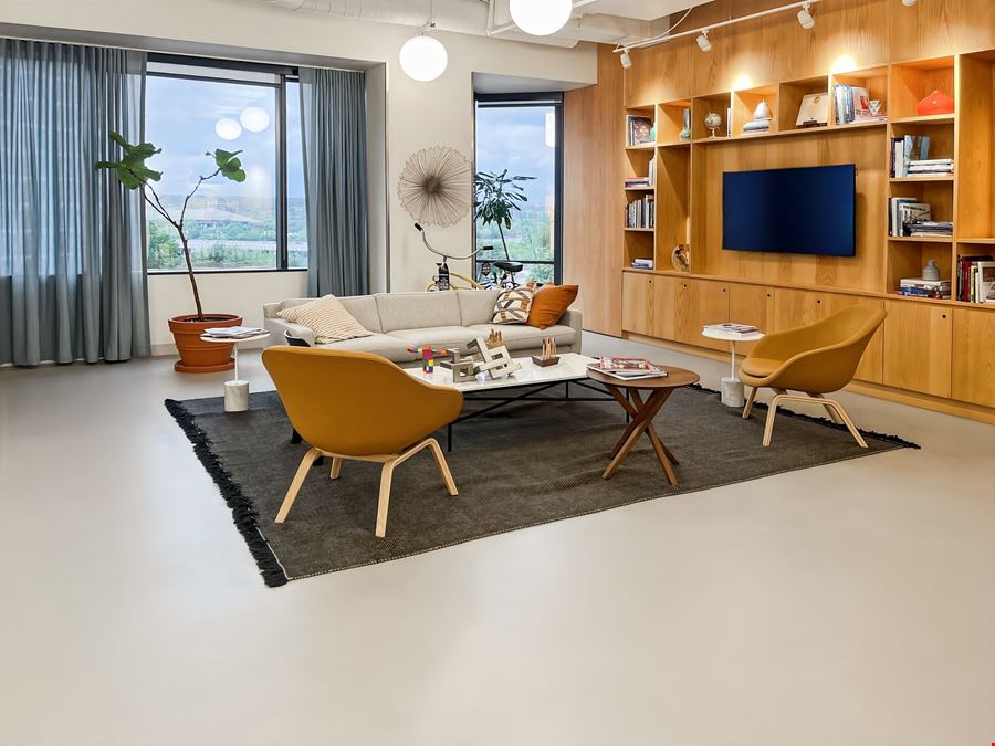 Spaces - Austin – 111 Congress
