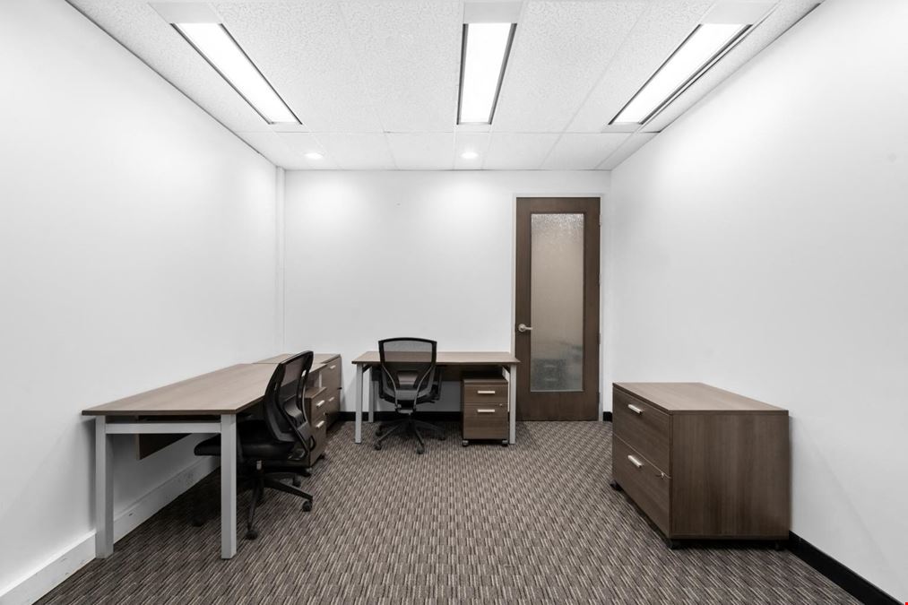 ON, Toronto - Bloor and Yonge