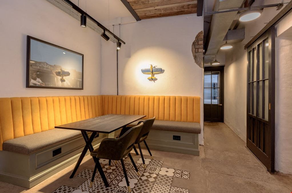 Jamaica Yard - Edinburgh