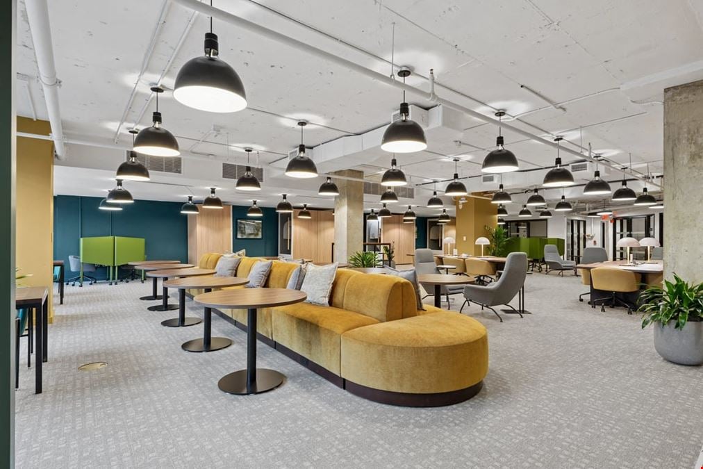 Industrious - Indy by Industrious Met Square