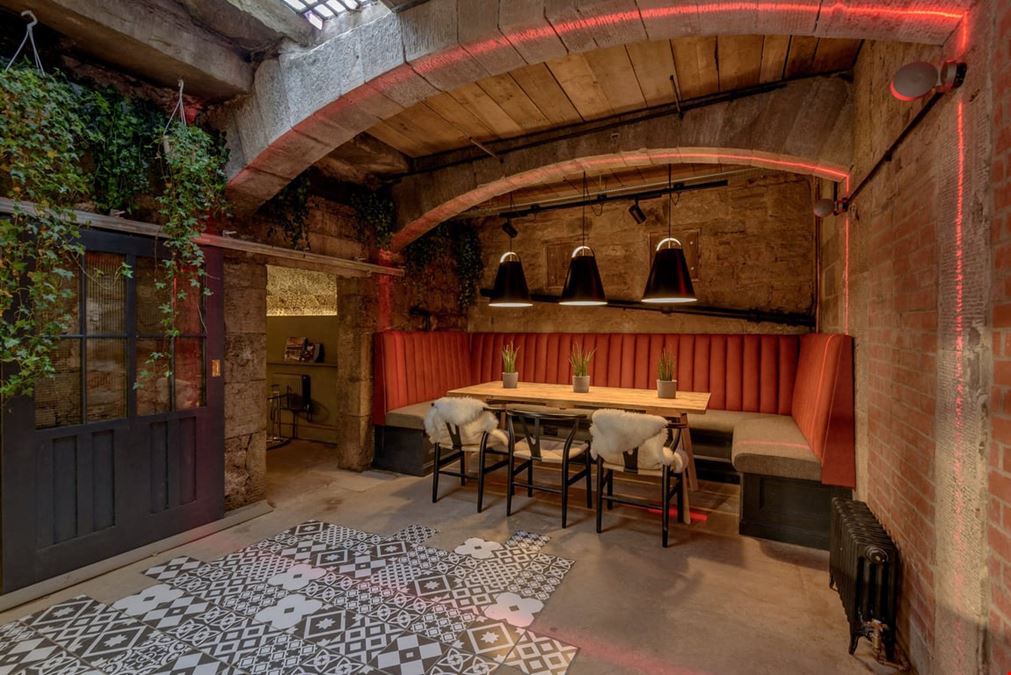 Jamaica Yard - Edinburgh
