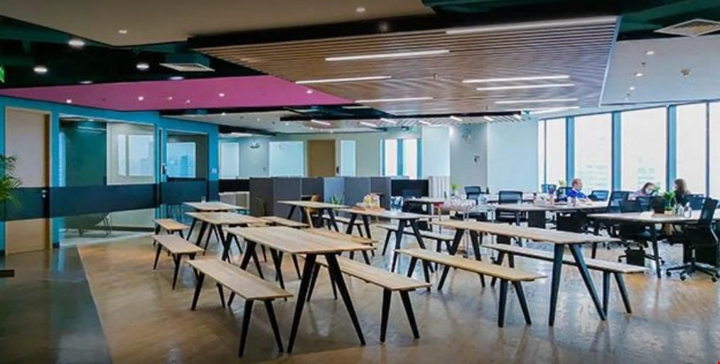 KMC - Podium West Tower