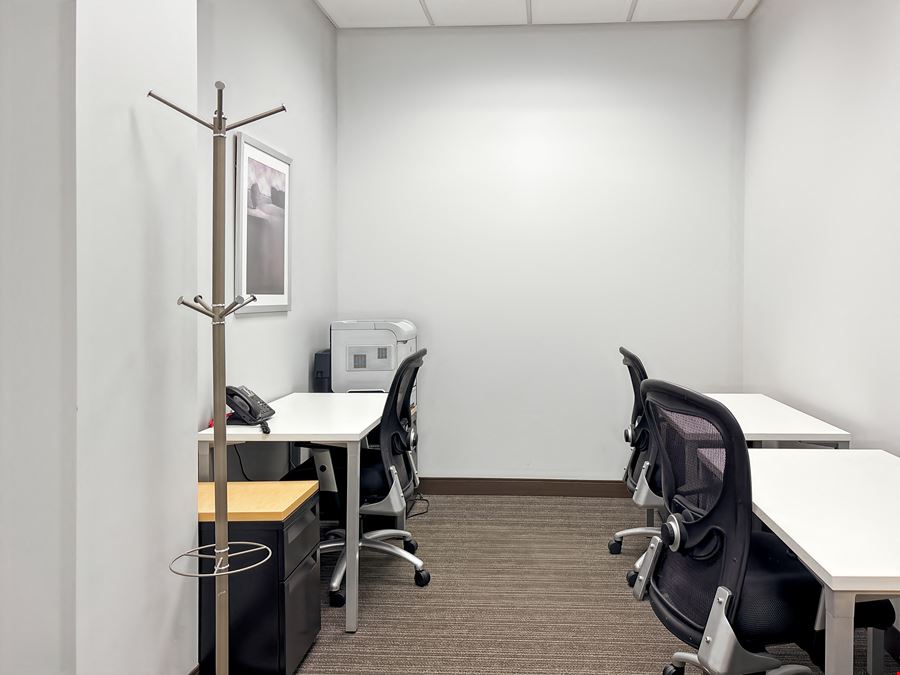 IA, Des Moines - West Glen Town Centre