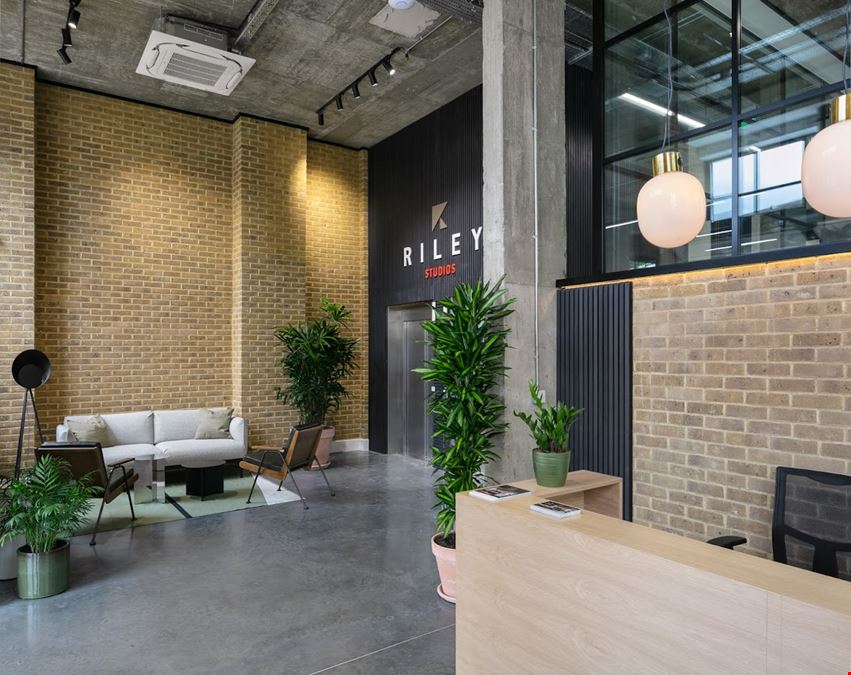 Spacemade - Riley Studios