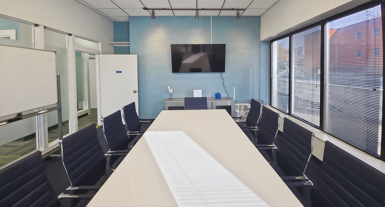 NC, Greensboro - W Friendly Ave