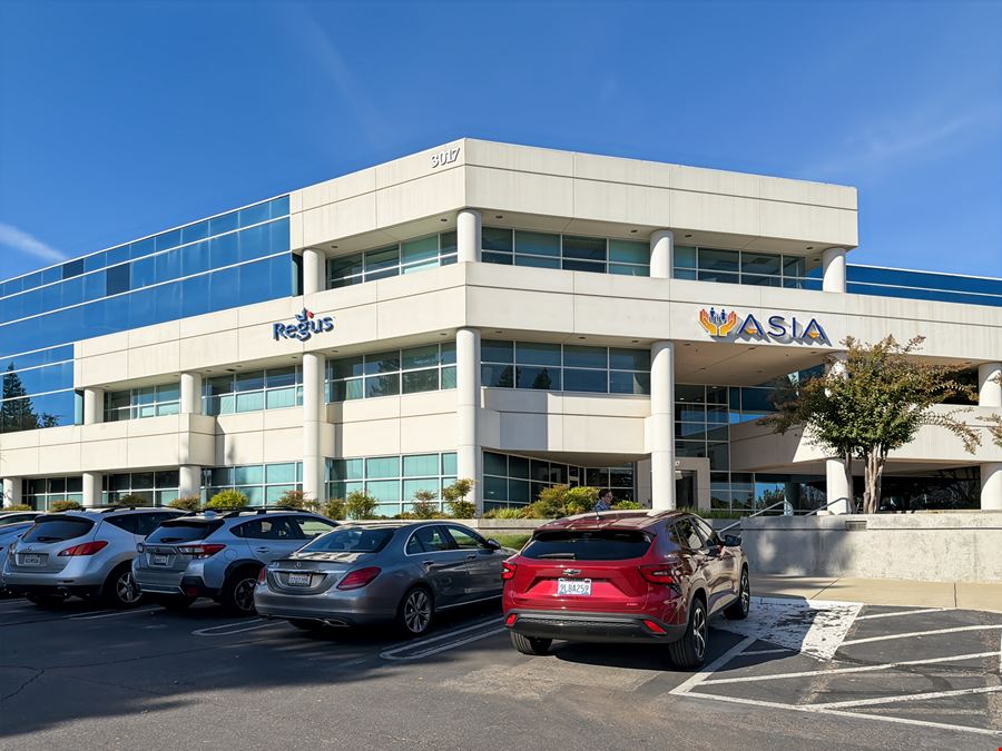 CA, Roseville - Douglas Blvd