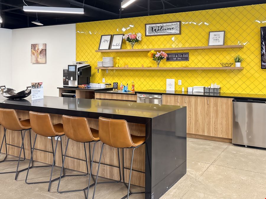 Regus - Greece - W Ridge Rd