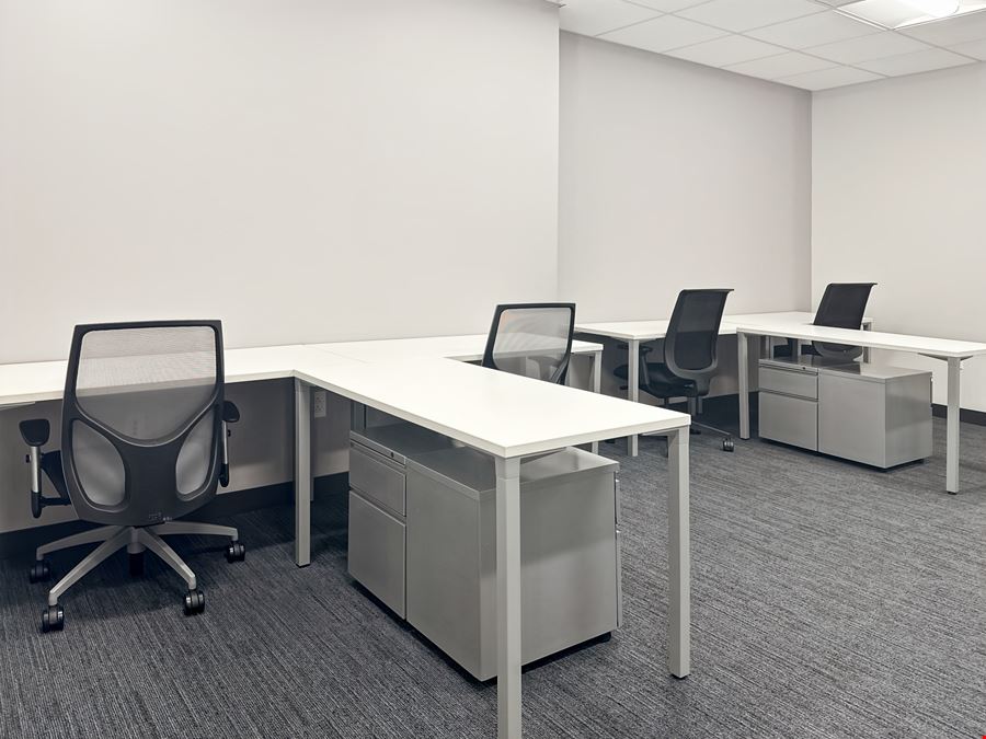 LA, New Orleans - Place St. Charles