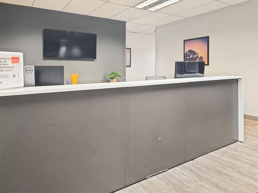 OR, Clackamas - Three Town Center