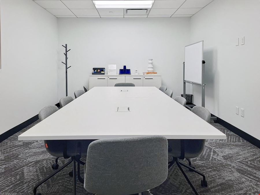 LA, Covington- Holiday Blvd