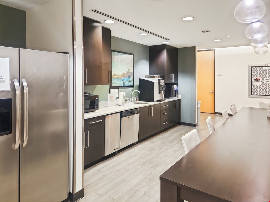 MN, Minneapolis - Minnesota Center