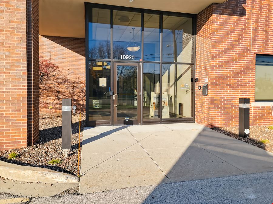 WI, West Allis - W Lincoln Ave