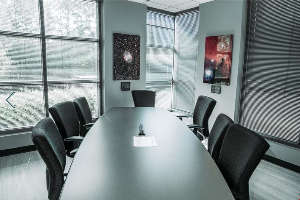 Nova Meeting Room for 8