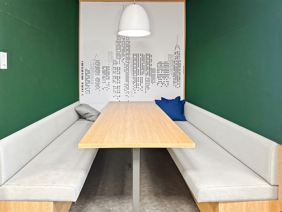 Woodbine Steeles Corporate Centre