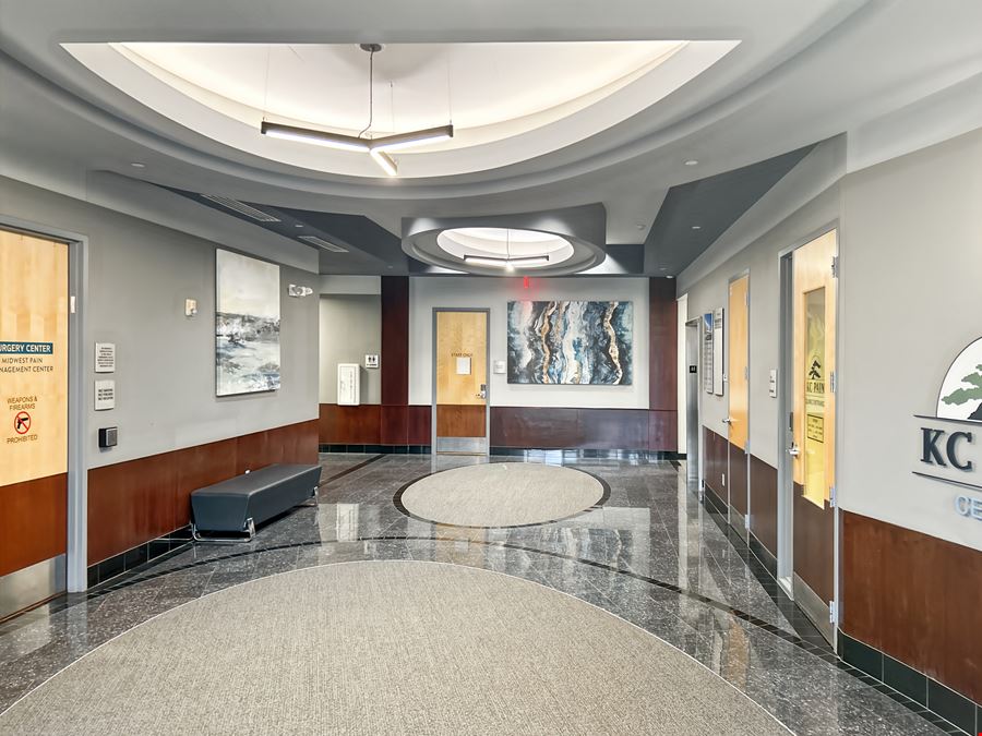 Regus - Lee's Summit - Business Exchange Building