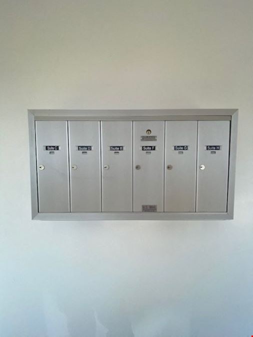 212 South Timberland Drive