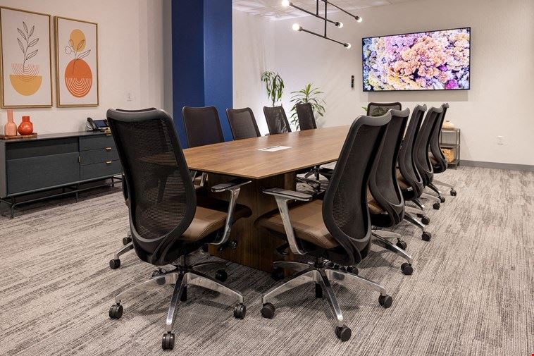 Empire ($100/hr or 5cr/hr)