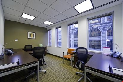 Regus - Des Moines - Hub Tower