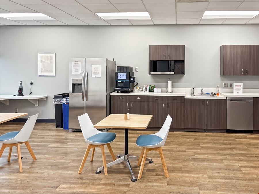 Regus - Minneapolis - 7825 Washington Ave
