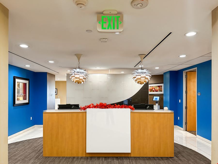 CA, Pasadena – Century Square