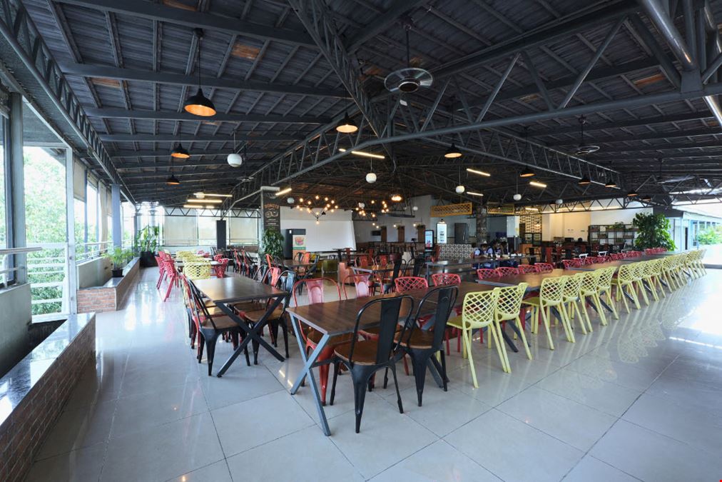 IndiQube - Grape Garden 1