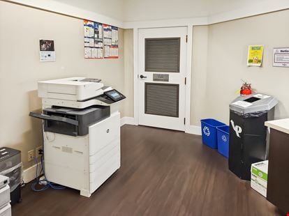 Regus - Portland - River Park Center