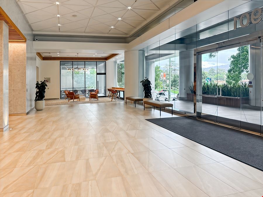 CA, Oakland - Lake Merritt